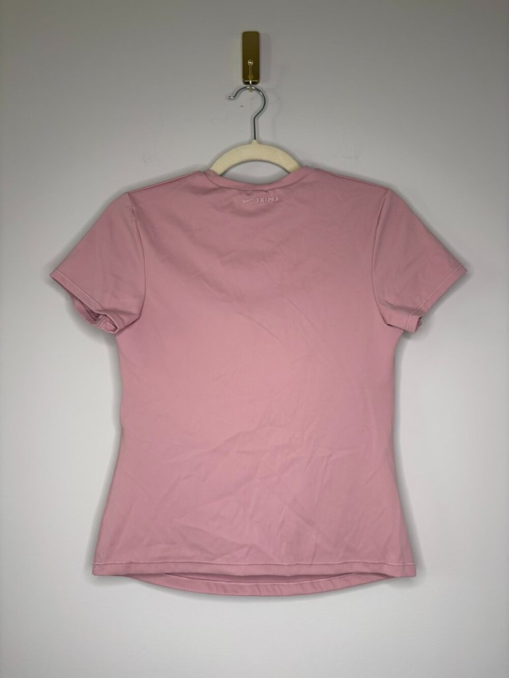 SKIMS x Nike Padded Baby Tee – Himalayan Pink – Size XL – Sculpted Stretch Top - Picture 3 of 16